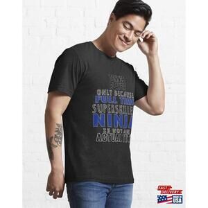 Tennis Player Present Gift For Friends And Family Essential Tshirt Unisex